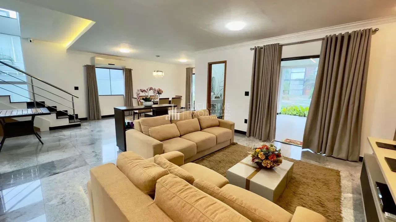 LINDÍSSIMA CASA NO MONTENEGRO BOULEVARD - Foto 5