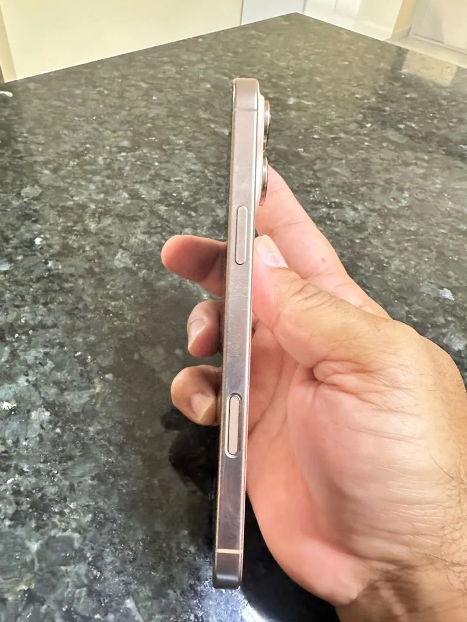 IPHONE 16 PRO MAX COM 94% ORIGINAL - Foto 5