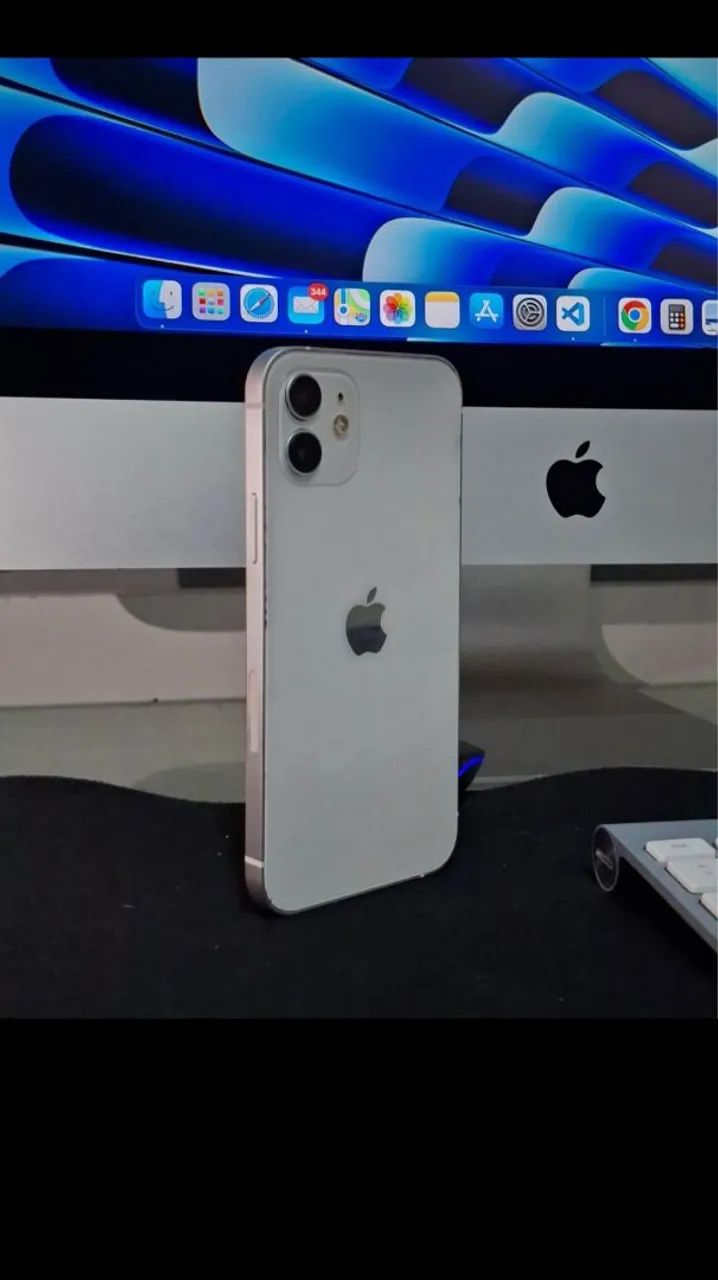 Vende-se iphone 12 em perfeitas condições 1150$ - Foto 2