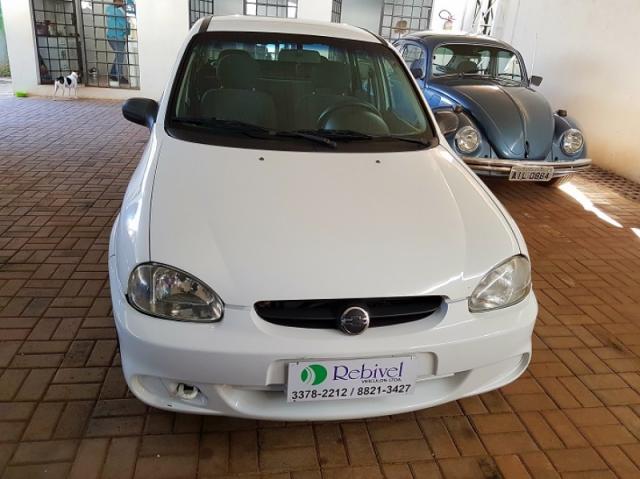 Chevrolet Classic Sedan Spirit 1.0 VHC 8v 4p 2005 - Foto 2