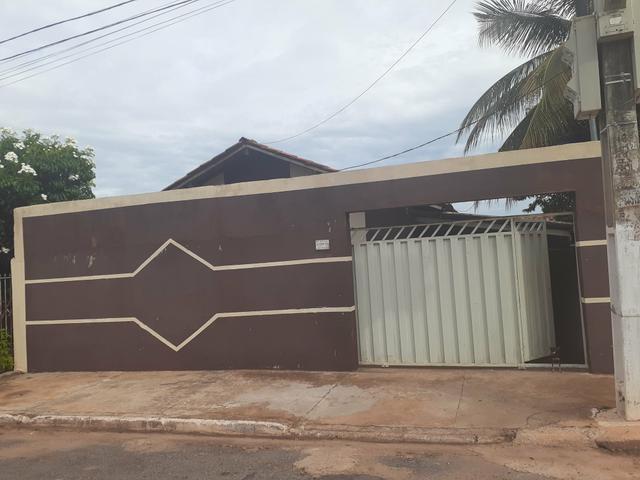 Vendo uma casa