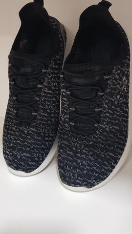 Tênis Skechers