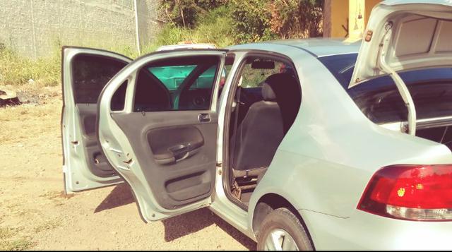 Um lindo carro woyages completo ar direção trava alarme - Foto 2