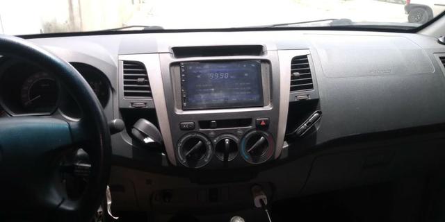 Hilux . *