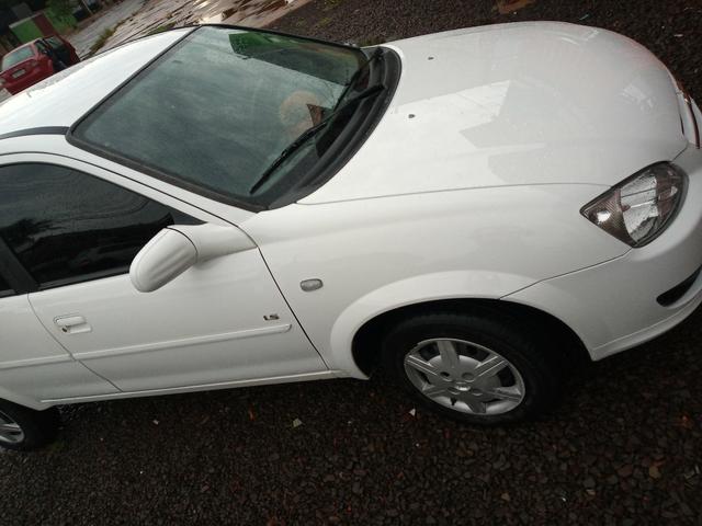 Vendo corsa clássic LS 11/12 completo 1.0 8v flex - Foto 2