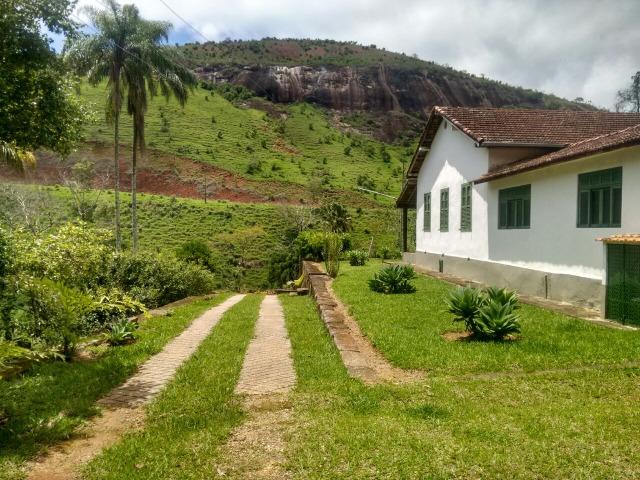 Fazenda de 101 alqueires em Trajano de Moraes, RJ