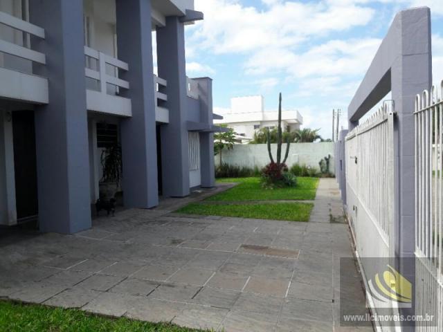 Casa para Venda em Imbituba, Vila Nova, 3 dormitórios, 1 suíte, 5 banheiros, 2 vagas - Foto 7