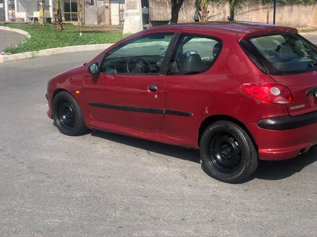 Peuget - Foto 2
