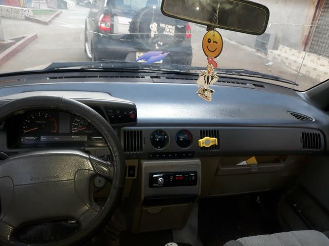 Vendo minivan MAZDA MPV 7 lugares - Foto 5