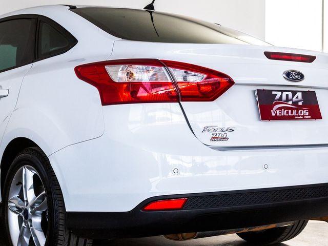 Focus Sedan 2.0 16V/ 2.0 16V Flex 4p Aut - Foto 6