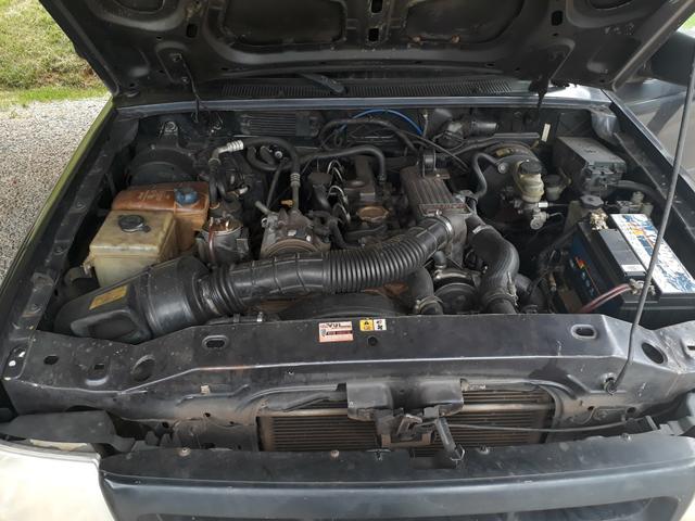 Vende se ranger 2001 *