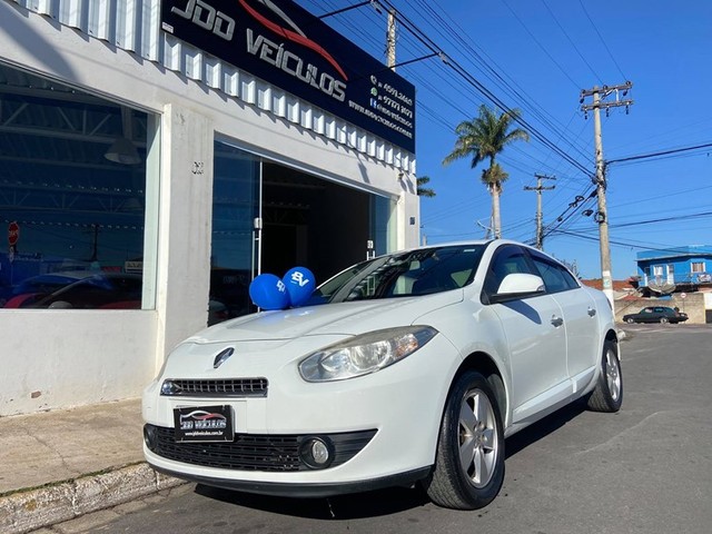 RENAULT FLUENCE 2014/2014 2.0 DYNAMIQUE 16V FLEX 4P AUTOMÁTICO