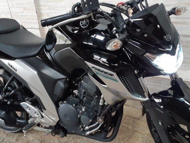 YAMAHA YS 250 FAZER