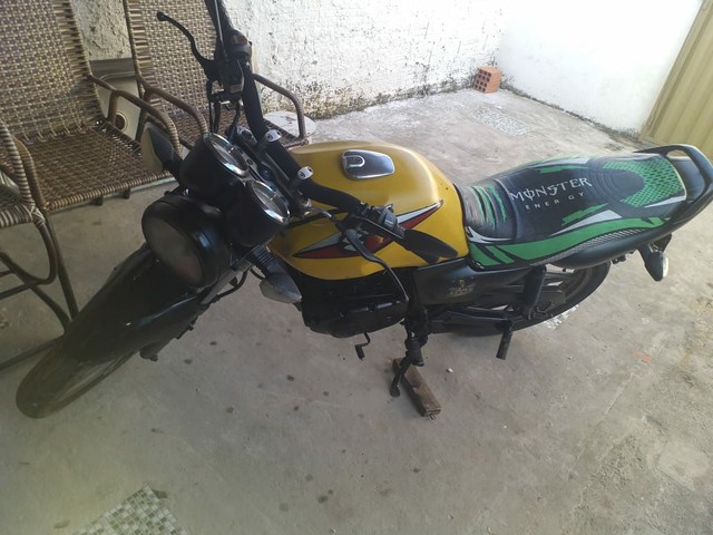 SUZUKI YES