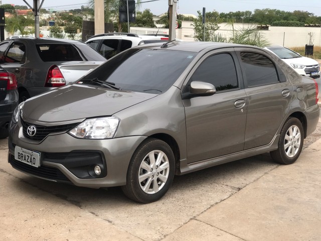 ETIOS SEDAN AUTOMÁTICO XLS 1.5 FLEX 17/18