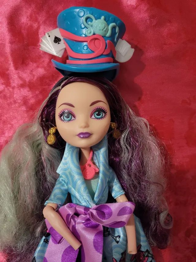 Boneca Colecionável Madeline Hatter Ever After High Original