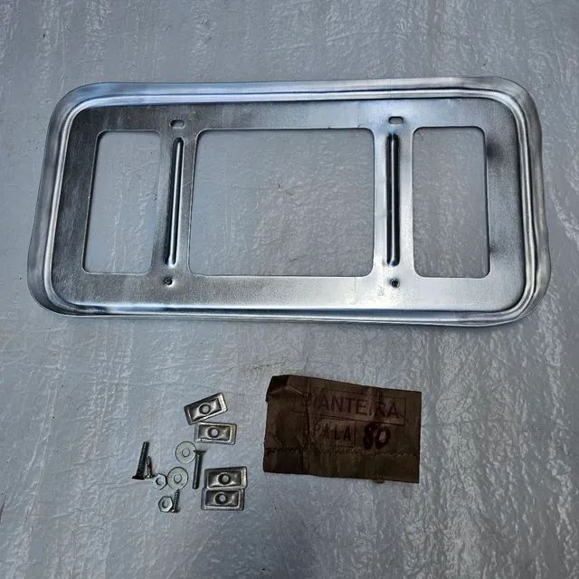 Opala caravan suporte placa dianteiro novo de epoca - Foto 4