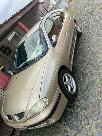 Renault Megane a partir de 2001 em Ponta Grossa - PR