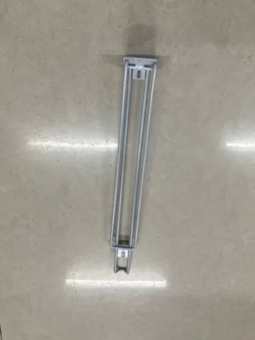 Vendo pé de acrílico para vitrine ,colunas , ganchos  várias  - Foto 4