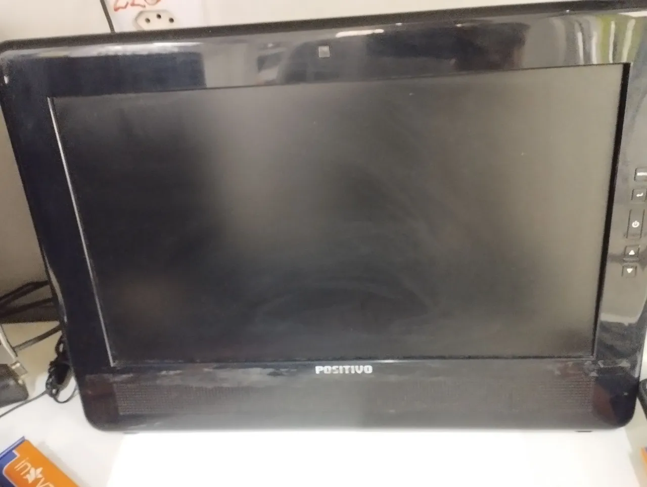 Monitor positivo