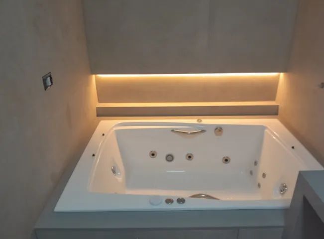 Lavatório / Revestimento de Hidromassagem - Quartzo Cinza Claro