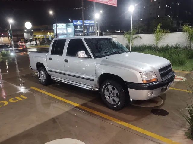 Carros e Caminhonetes Chevrolet Branco Com vidros elétricos em Piracicaba