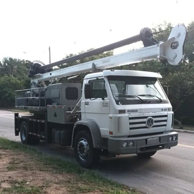 VW 15.180 Worker com Perfuratriz Hidráulica BS1000 - Foto 6