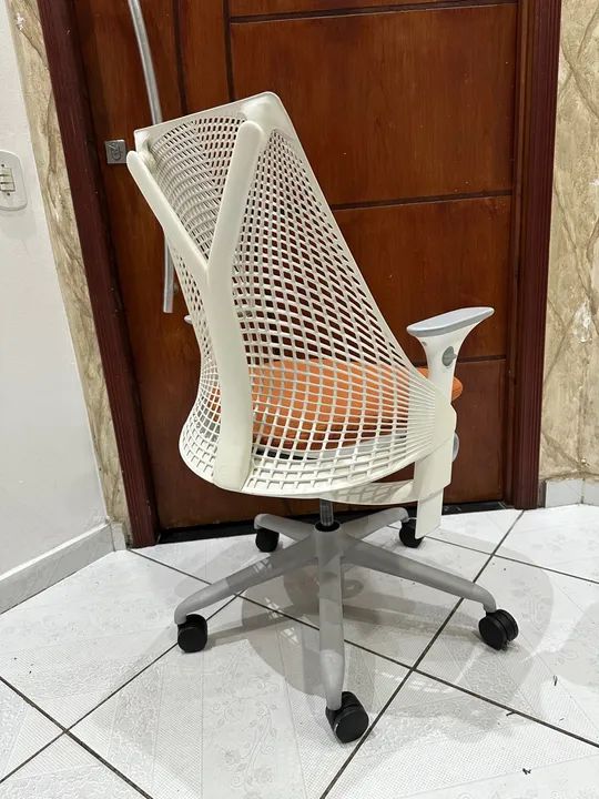 Cadeira de Escritório Herman Miller Aeron - Foto 3