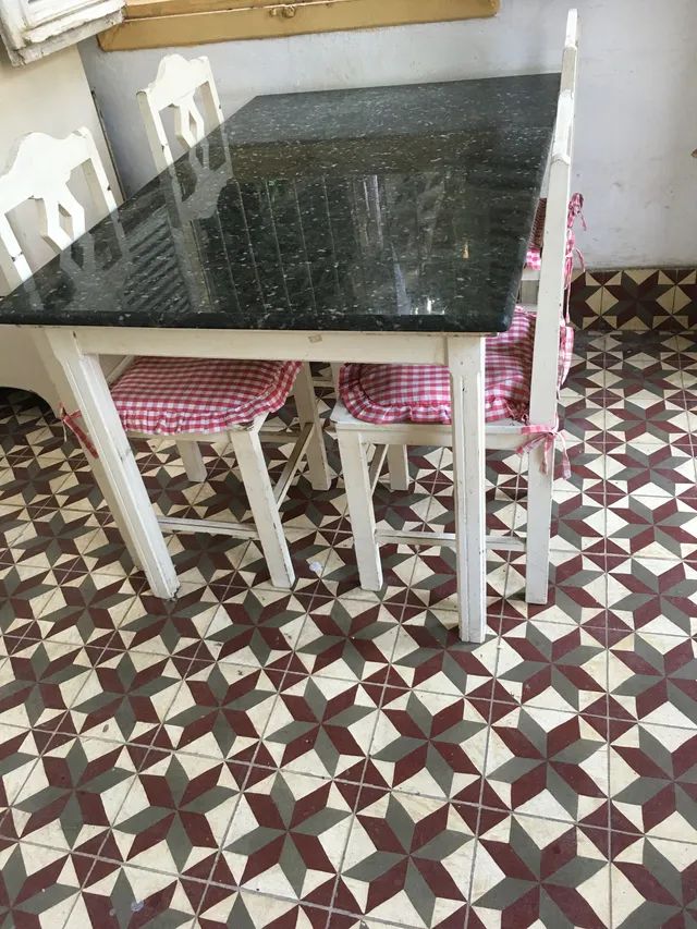 Conjunto de Mesa de Madeira e Granito - Foto 3
