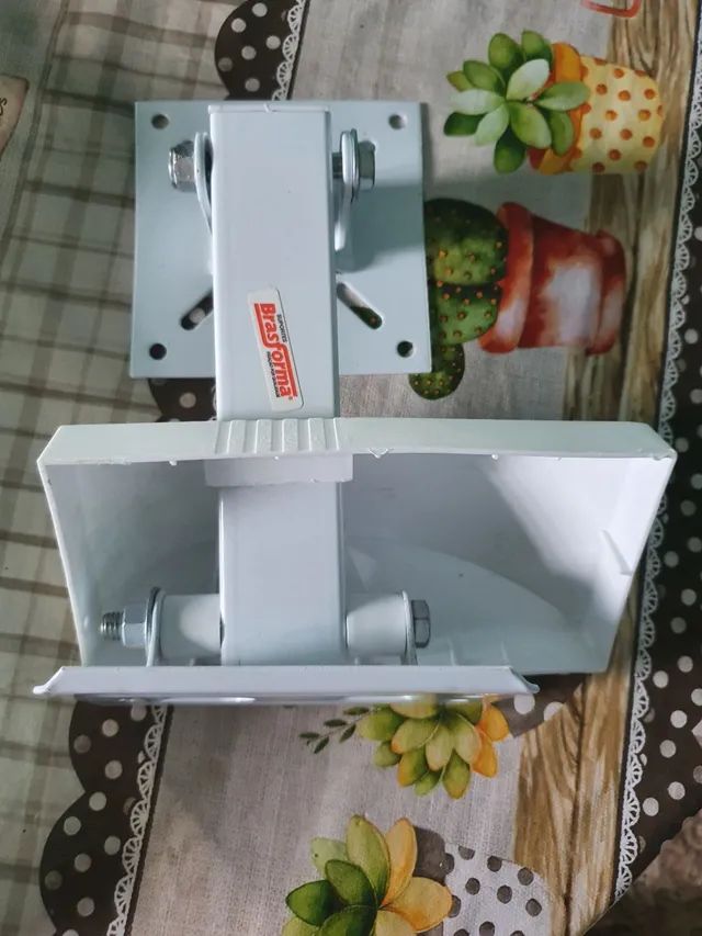 Suporte tv Brasforma articulável 