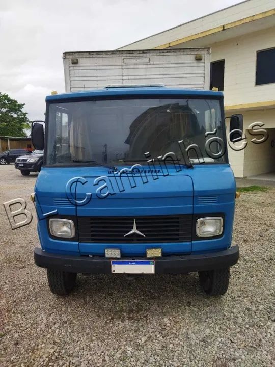 MB 608, ano 1979, Freio ar, Baú de 4.50 mts  - Foto 2