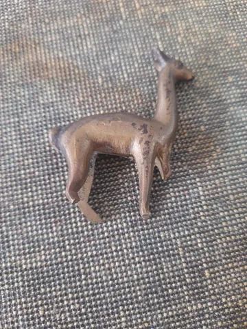 Bibelôs pequenos em bronze modelo lhama  - Foto 4