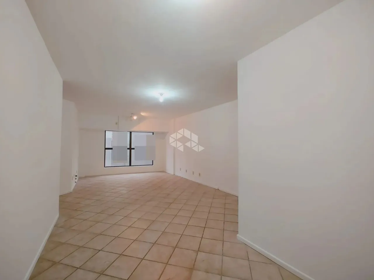 Sala comercial com 30,55m² A Venda - Centro, Florianópolis SC