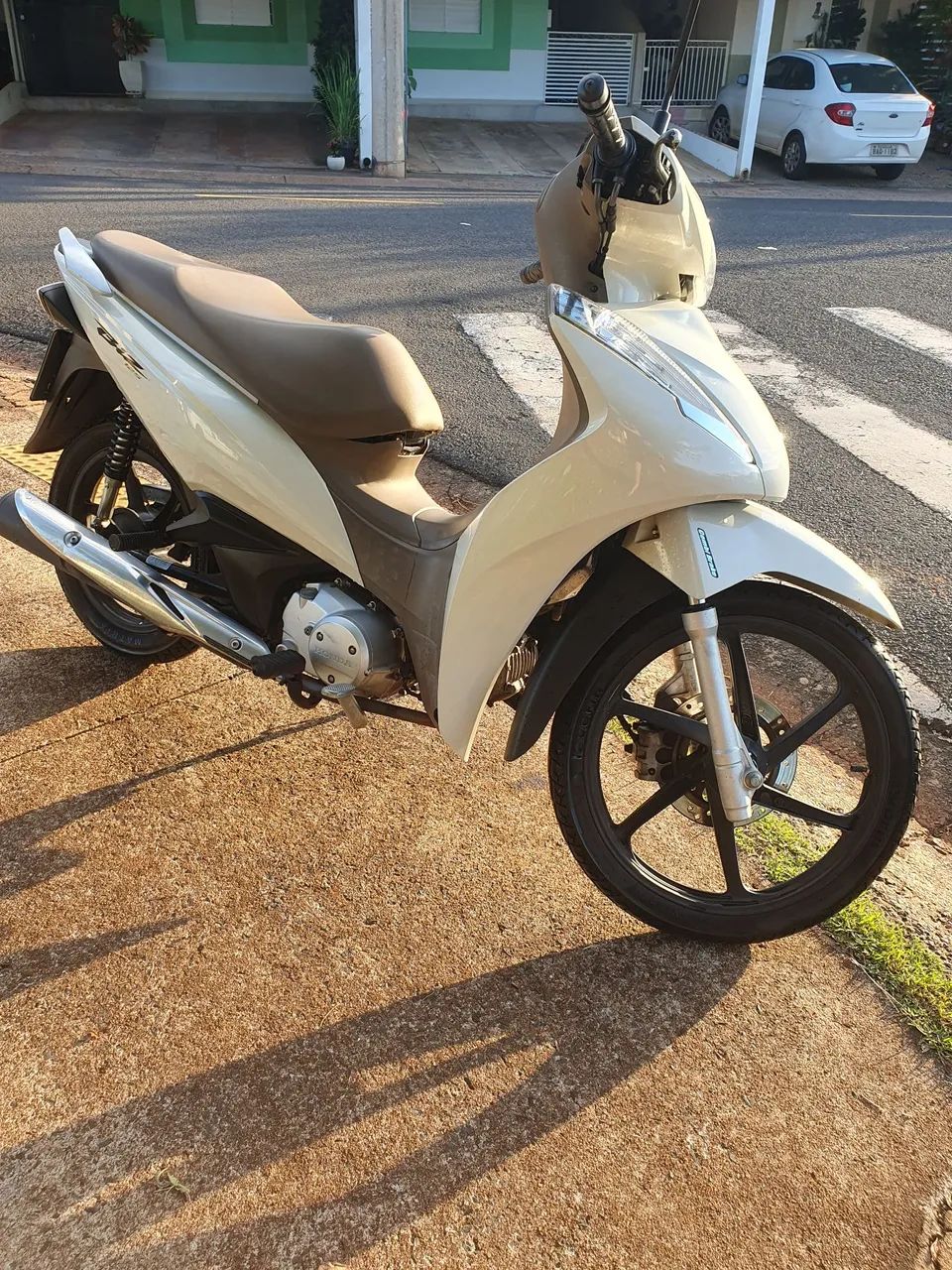 Biz 125 EX - Foto 5