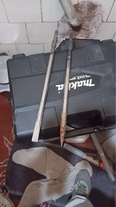 Martelo Rompedor de Concreto Makita M8600b 900W - Foto 2