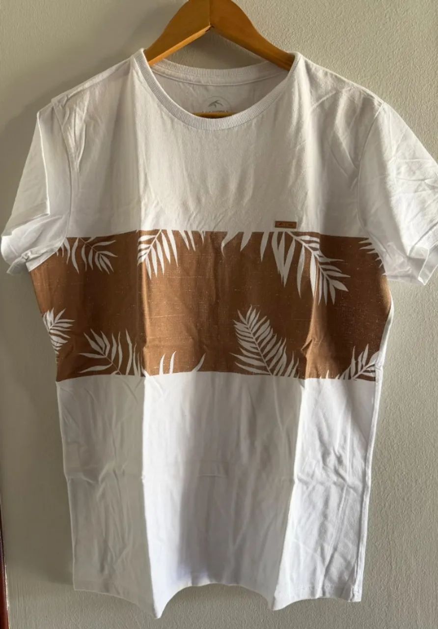 Camiseta Branca Estampada, Maresia, tamanho M