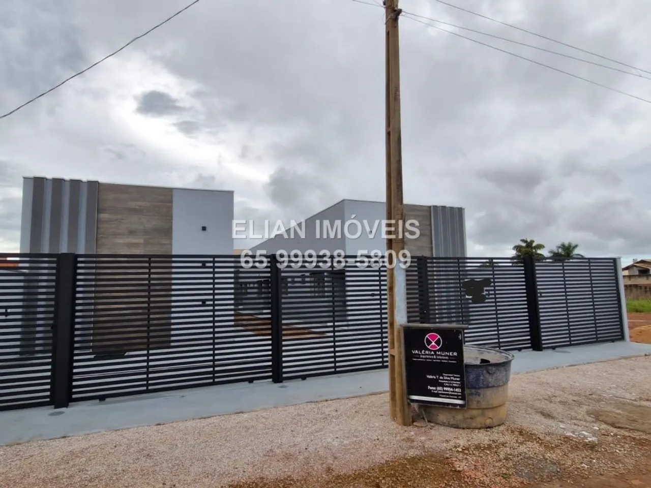Conjunto de 08 Flats e dois apartamentos - Próximo do novo fórum Em C