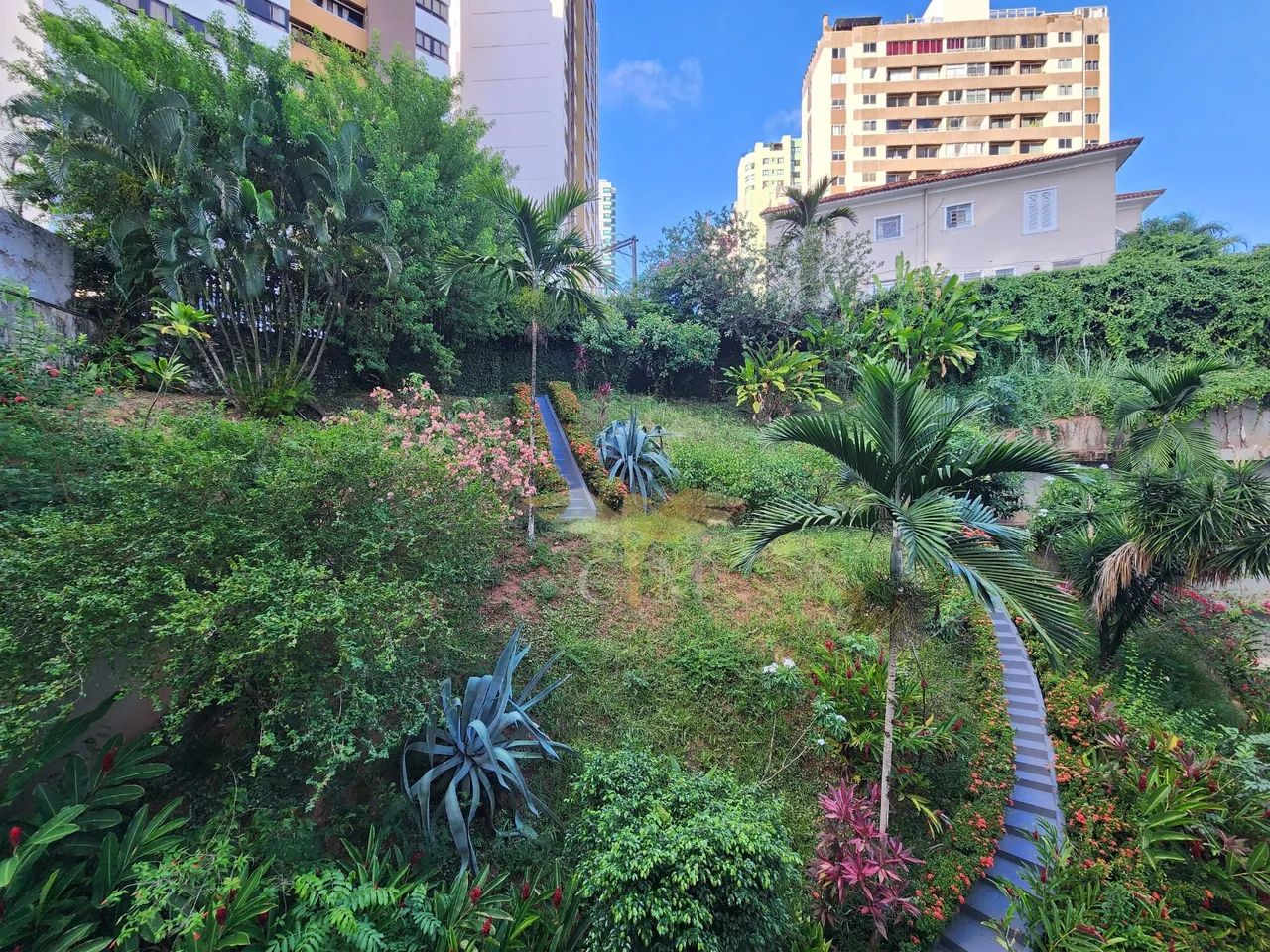 Apartamento Com 2 Quartos Em 72M² E 1 Vaga De Garagem Na Graça. 9U2KHF - Foto 2