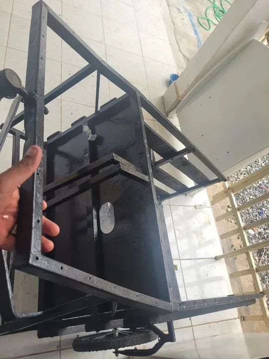 Carrinho de mão em aço para comércio - Foto 4