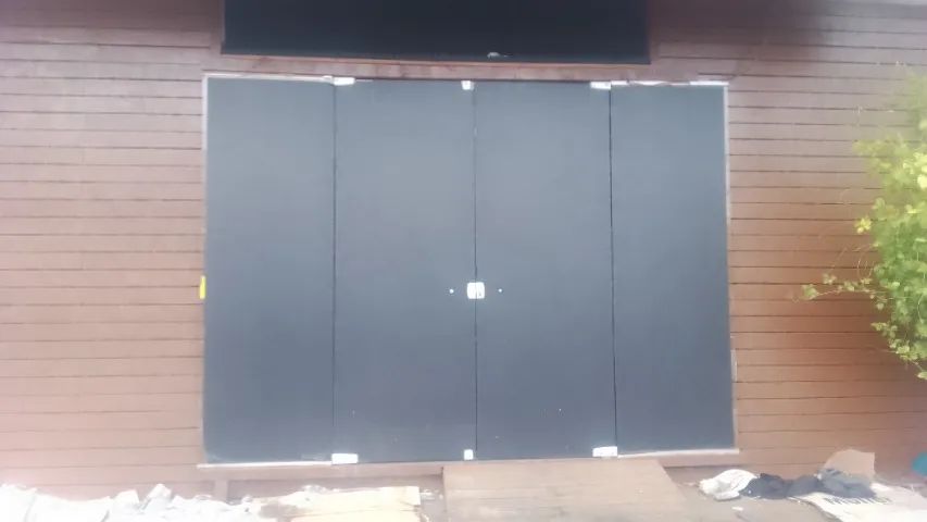Porta de vidro temperado 2,23 X 2, 29 altura. Ler descrição. Novo Hamburgo RS.