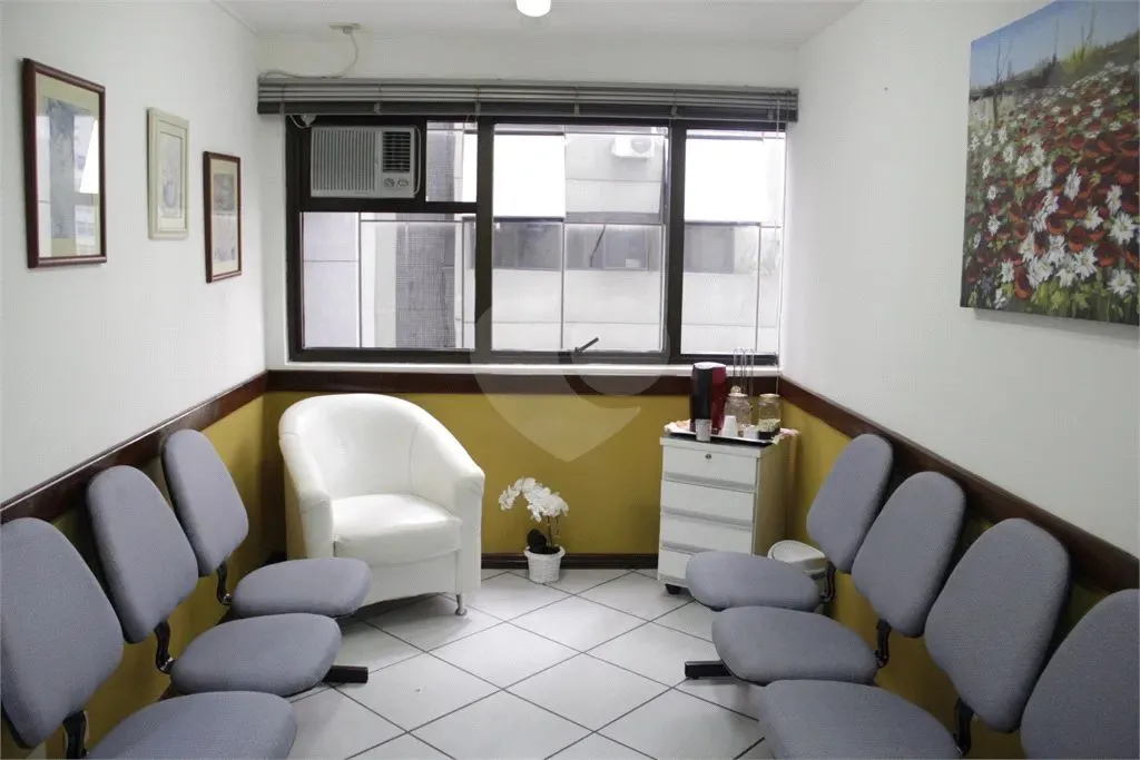 Salas com 1 quartos à venda ou para locação em Perdizes - SP