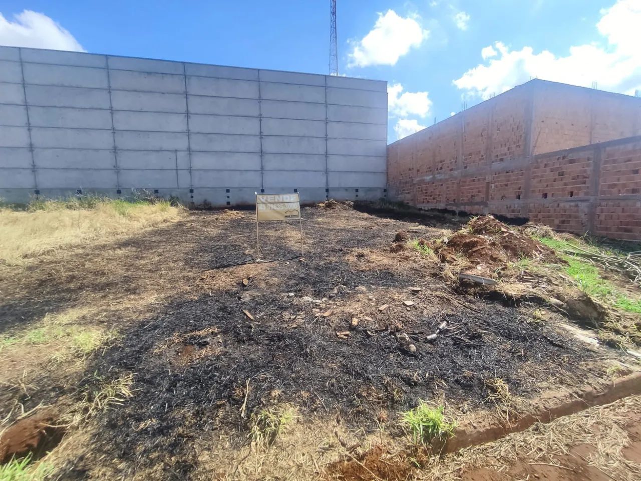 Vendo terreno  com 265,60 metros Jd Tropical Londrina próximo Shopping Norte  - Foto 2