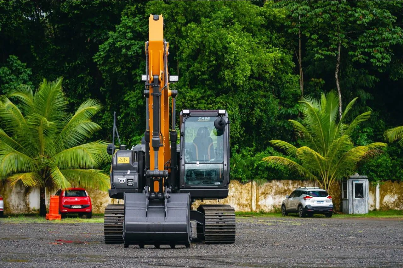 Escavadeira CASE CX130C 