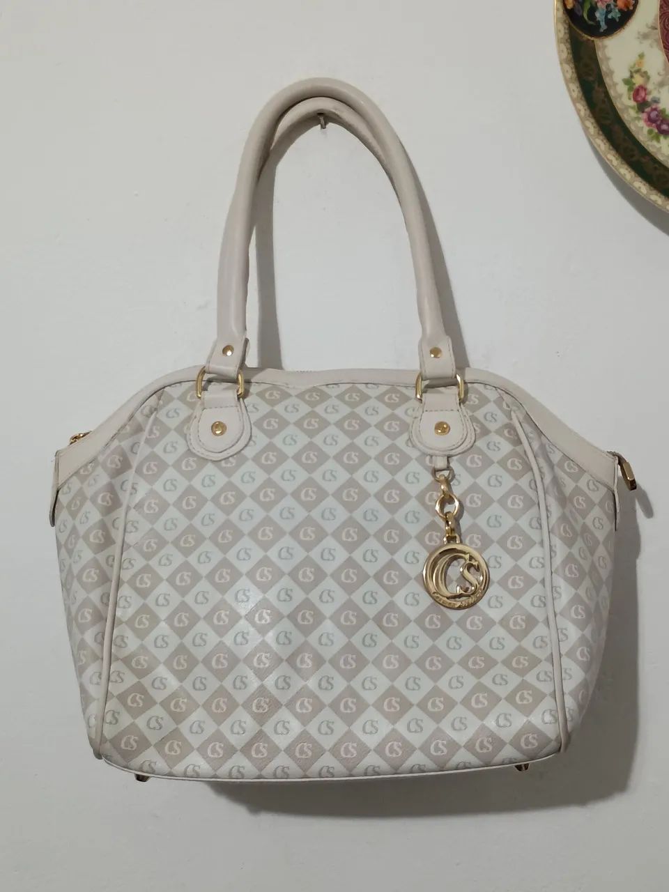 Bolsa de mão branca com estampa