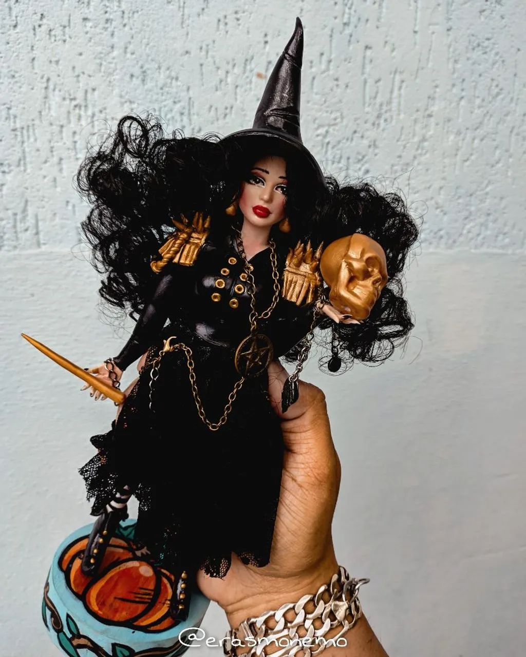 Boneca Bruxa Gótica Artesanal - Foto 4