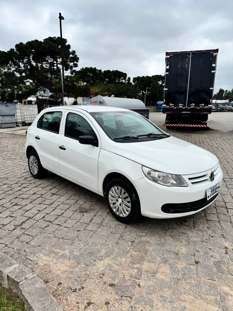 Vende-se Gol 1.0 Unico Dono - Foto 2