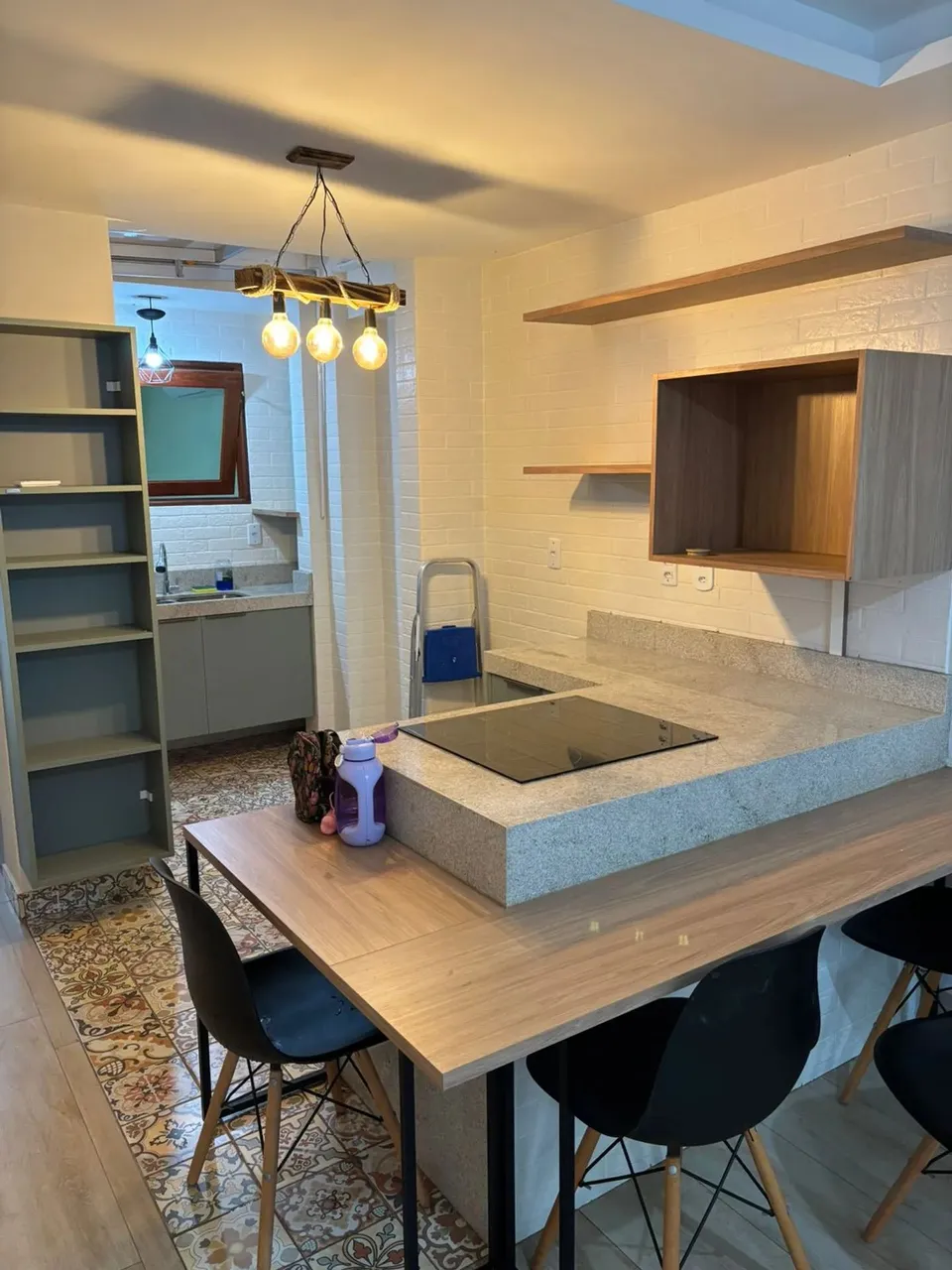 Imóvel para aluguel e venda tem 68 metros quadrados com 1 quarto