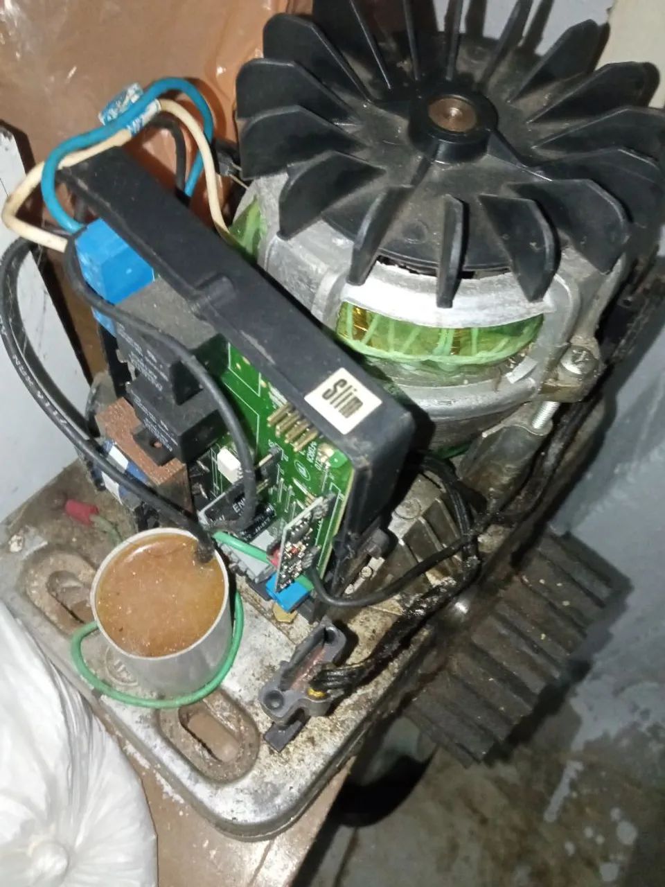 Motor com Controle Remoto Residencial