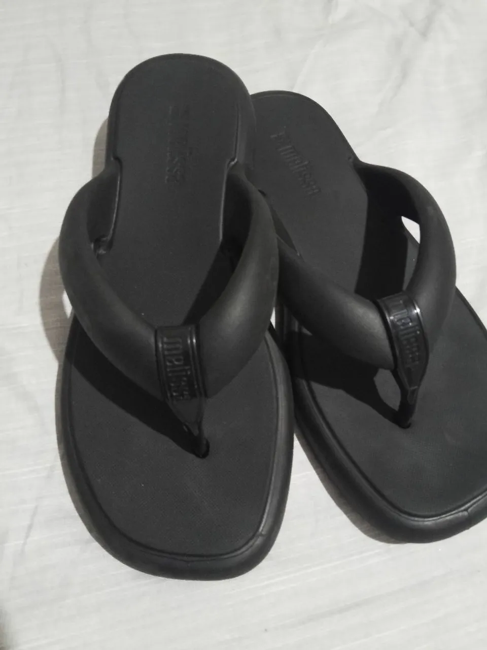 Chinelo Melissa Preto
