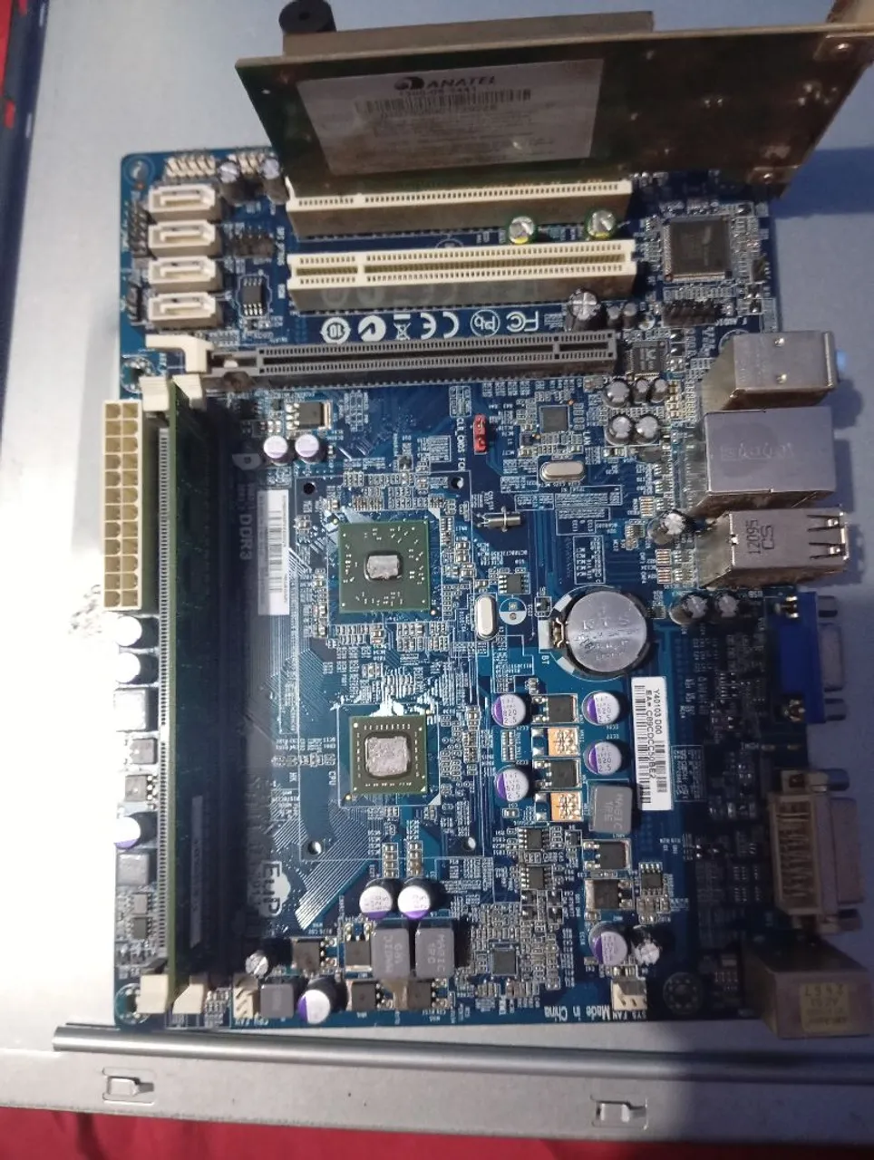 Placa-Mãe DDR3 e GT 930